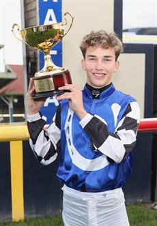 Photos: Darren Winningham