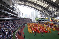 With 130 ceremonial lions, the spectacular lion dance performance marks the Club’s 130th Anniversary to welcome the new season. 

All photos:
Courtesy Hong Kong Jockey Club