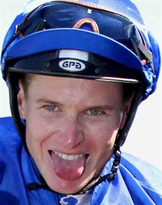 James  McDonald ... he rides Hauraki in the Hollindale for Godolphin. I ride It's Somehat for the same stable in the same race

Photo: Grant Guy
