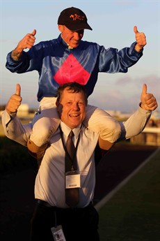 The last race at Doomben last Saturday for me was special – seeing Jim Byrne leading the entire was on Chocante trained by Stephen Marsh in New Zealand – then getting silly with the boys after the race. 

For the record I didn’t drop Jim Byrne either! He sat well on Winno and luckily for me he didn’t pull the whip!