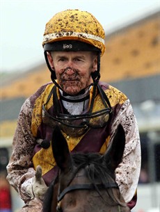 They are suggesting nice weather come Saturday so we should not see some of the jockeys coming back to scale this weekend with a free mud pack application to their faces like we did last weekend!

Photos: Graham Potter