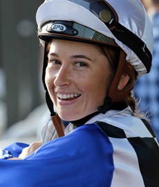 Short and brief here – Karakabeel (3) races well fresh. Lani Fancourt aboard. Get him home Lani! (see race 7)