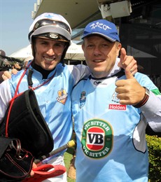 And last but not least ... Winno and Tye Angland. Two true BLUE NSW lads!

Photos: Darren Winningham and Graham Potter