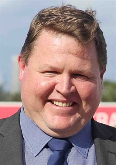 Can Steve O'Dea win a race to race double with his runners. He has Makes You Think (9) & Totally Charmed (12) in race 7 and Pressway (15) in race 8


Racing photos: Darren Winningham
