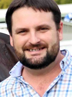 Tony Newing … Winner after winner at the Carnival. King Lear won the John Carlton Cup (day 1) and then backed up and won the Association Plate on Cup Day. Winno thinks he can win the 2019 Ramornie with this one! (see race 4)