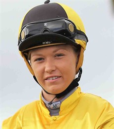 Ben Currie has Solar Lady (3) in with Northern Rivers apprentice Leah Kilner aboard here this weekend. She has been riding very well with several winners in recent weeks for the Currie stables. I think she may just notch up another one here. (see race 4)