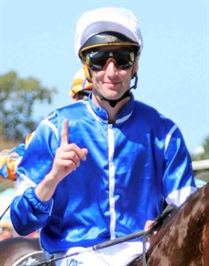 Freddie Fox Trot is trained by Les Kelly and will be ridden by Ryan Plumb. He has no real form on wet surfaces but he is looking for a hat trick of wins since resuming from a spell and Plumb is looking for his sixth win aboard the gelding. (see race 7)