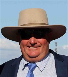 Trusty Lad (2) resumes and is racing without the blinkers for the first time and trainer Matt Kropp (pictured above) is in great form after winning the Toowoomba Guineas last weekend with Rosendahl Red (tipped at $35 by WINNO – something for the loyal supporters). (see race 6)