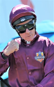 The Jockey Challenge: I think the result will come from either Ryan Maloney, Luke Dittman or Jim Byrne (who had a birthday earlier in the week). Perhaps a slight edge to the birthday boy even thouigh he sometimes wears losing colours
