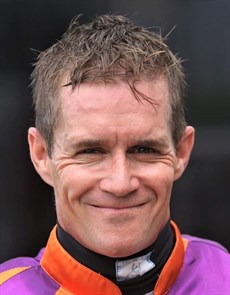 The Jockey Challenge looks like a tight tussle this weekend between Mark Du Plessis, Jim Byrne and Larry Cassidy. I think Mark may grab the win 
