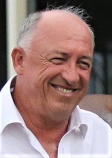 That was such bad luck for Robert Heathcote (pictured above) when Rothfire was found to have a sesamoid injury which has taken him out of The Everest. From reports the three-year-old gelding came through the operation in fine shape and there is every chance he will return to the racetracks, but not for a year at least.