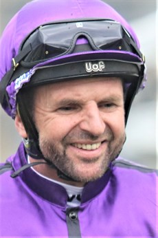 Larry Cassidy (see race 9(