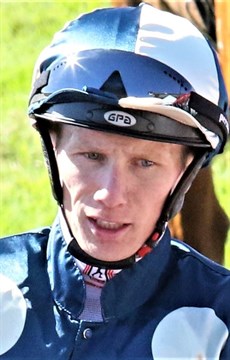 Damien Thornton ... he could help round off what hopefully will be a good day in the last race