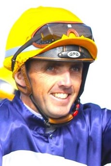 Martin Harley ... he rides Abounding in the Listed Gold Edition Plate (see race 8) 