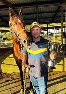 Without Revenge wins the Ballina Cup (above and below)
