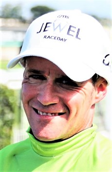 Mark Du Plessis ... he ride my selection Firestorm in the Princess Stakes (see race 9)

Photos: Grahm Potter and Darren Winningham