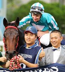 Danny Shum with J Mac and Romantic Warrior ... history beckons!