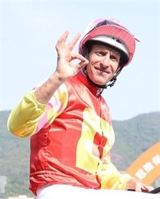 High Bowman

Photo: Darren Winningham</b.