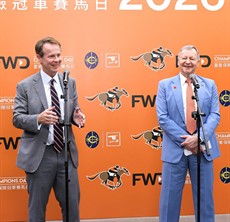 Mr Winfried Engelbrecht-Bresges, Chief Executive Officer, The Hong Kong Jockey Club is joined by Mr Andrew Harding, Executive Director, Racing, The Hong Kong Jockey Club

Photos: Hong Kong Jockey Club