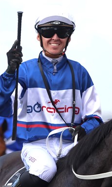 Ben Thompson ... Brisbane's leading rider is aboard Tuned in the ATC Trophy (see race 9)

Photos: Graham Potter and Darren winningham