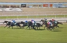 ... before pulling clear to claim an impressoive win