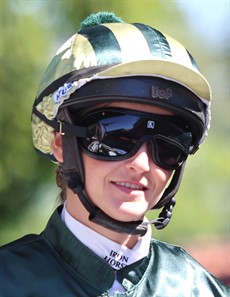 Jade Hampson - a ten out of ten ride

Photo: Graham Potter</b.