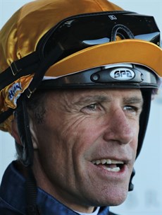 Sean Cormack (see race 3)