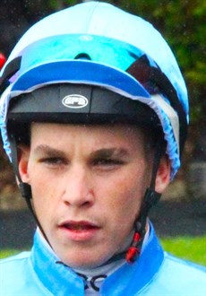 ... although the new kid on the block, Cody Collis, may be in line to cause an upset. He could get us off to a good start with Bard Of Avon (see race 1)