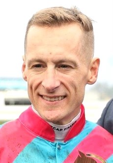 Blake Shinn ... he could well ride The Roses / Doomben Cup double ( see races 7 and 8)